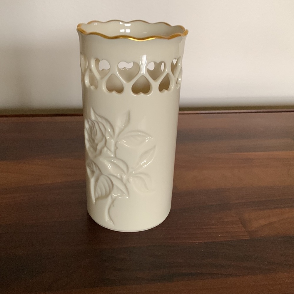 LENOX Rose Vase - Picture 2 of 4